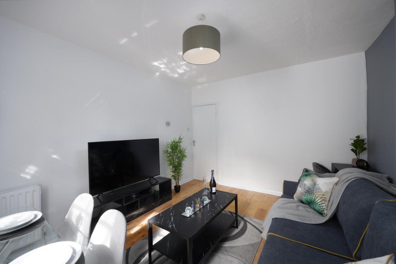 Modern One Bedroom Apartment Next To Old Street Лондон Екстериор снимка